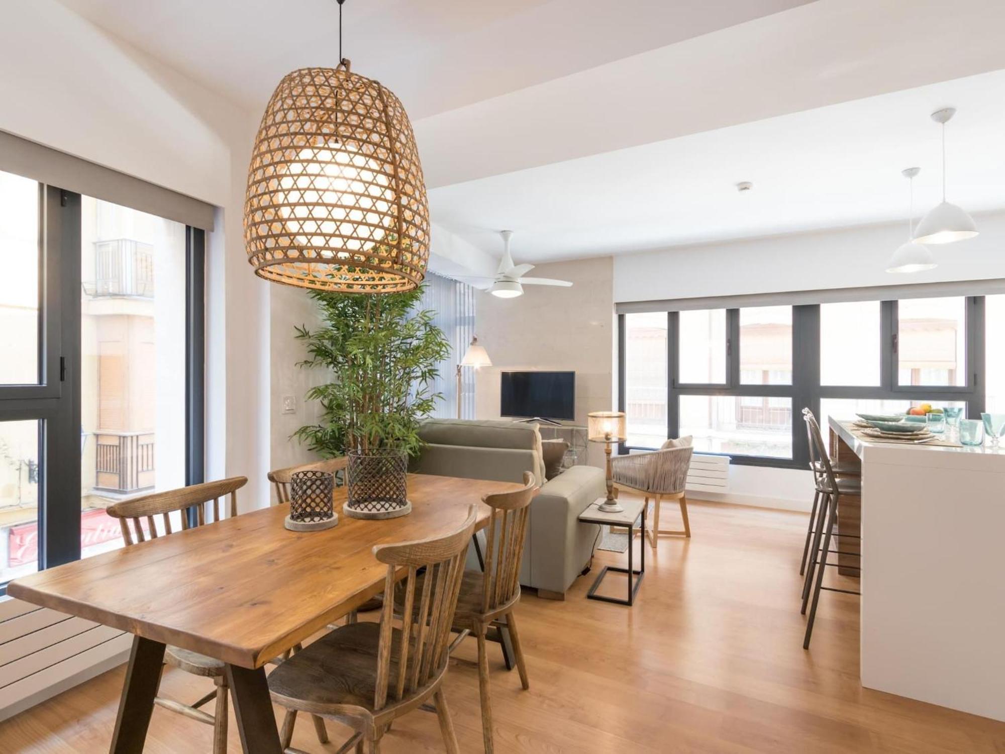 Chezmoihomes Plaza Nueva Luxury Appartement *